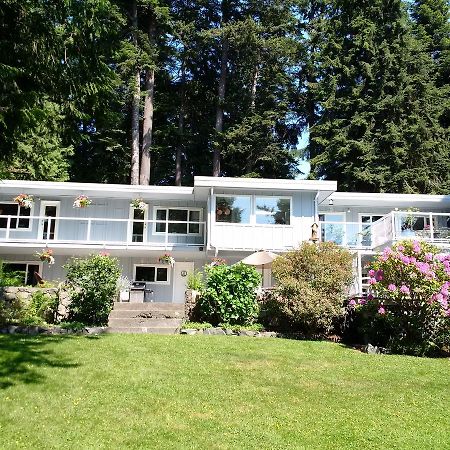 Bed and Breakfast Caprice Roberts Creek Exterior foto